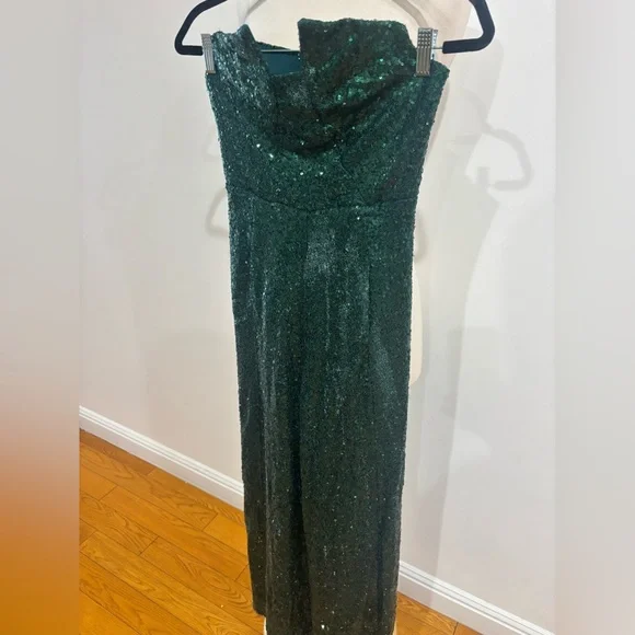 Black Halo Lena Jumpsuit in green, Size: 0 - Picture 7 of 15